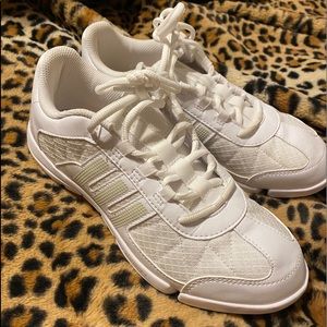 Women’s Size 6 1/2 Adidas Cheer Shoes